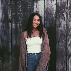 Meet your Posher, Jasmine